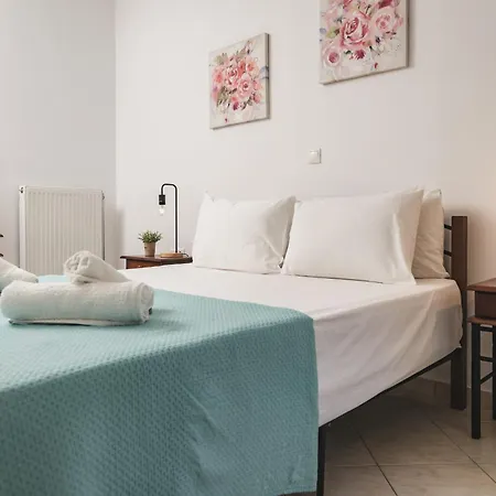 George's Economy Naxos City